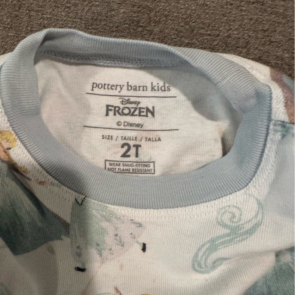 Pottery Barn Kids Frozen Long Sleeve Pajama Set - Picture 3 of 5